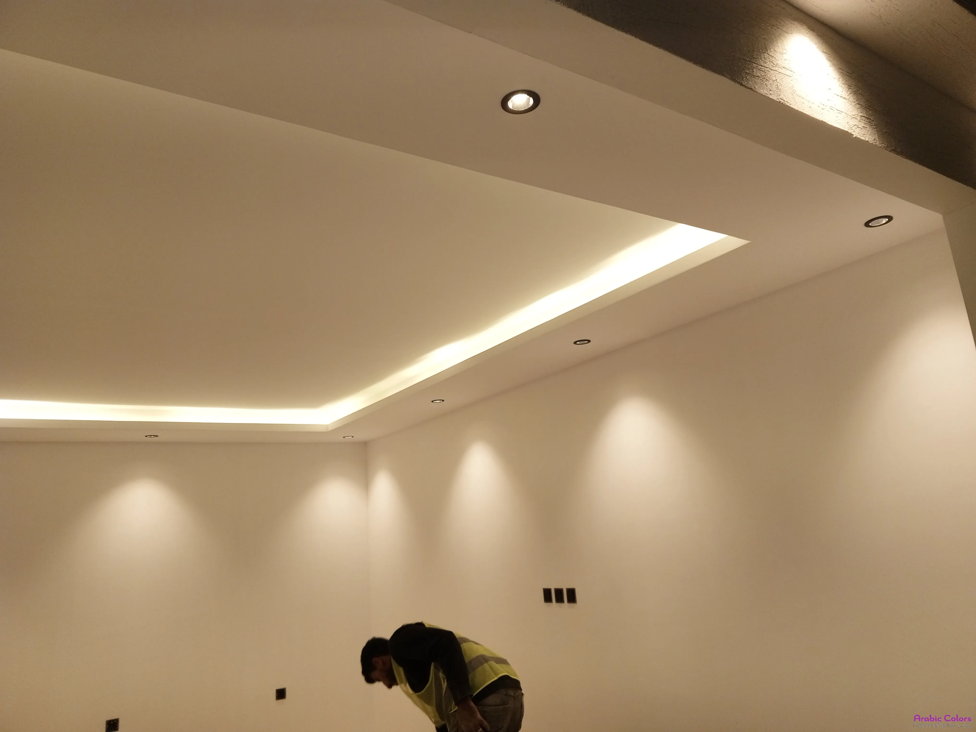 ترميم وتجديد المباني 